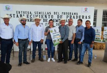 Entregan semillas a ganaderos de Navolato del programa Establecimiento de Praderas 