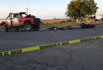 Era policía de Los Mochis quien falleció al chocar contra una camioneta en Navolato
