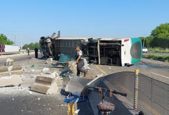 Camionazo en Juan José Ríos deja 10 chiapanecos lesionados