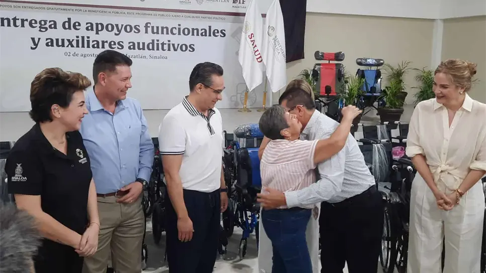 383 apoyos de salud son entregados en el sur de Sinaloa. FOTO: Luz Noticias.
