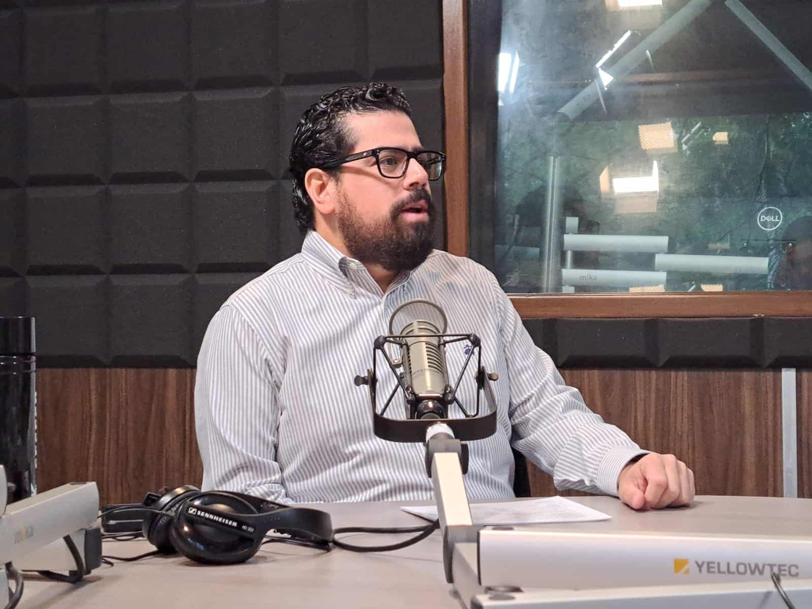 Jenny del Rincón en el estudio de Luz Noticias. FOTO: Eduardo Bórquez