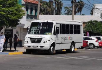 Temen parálisis en la economía por suspensión del transporte público en Los Mochis