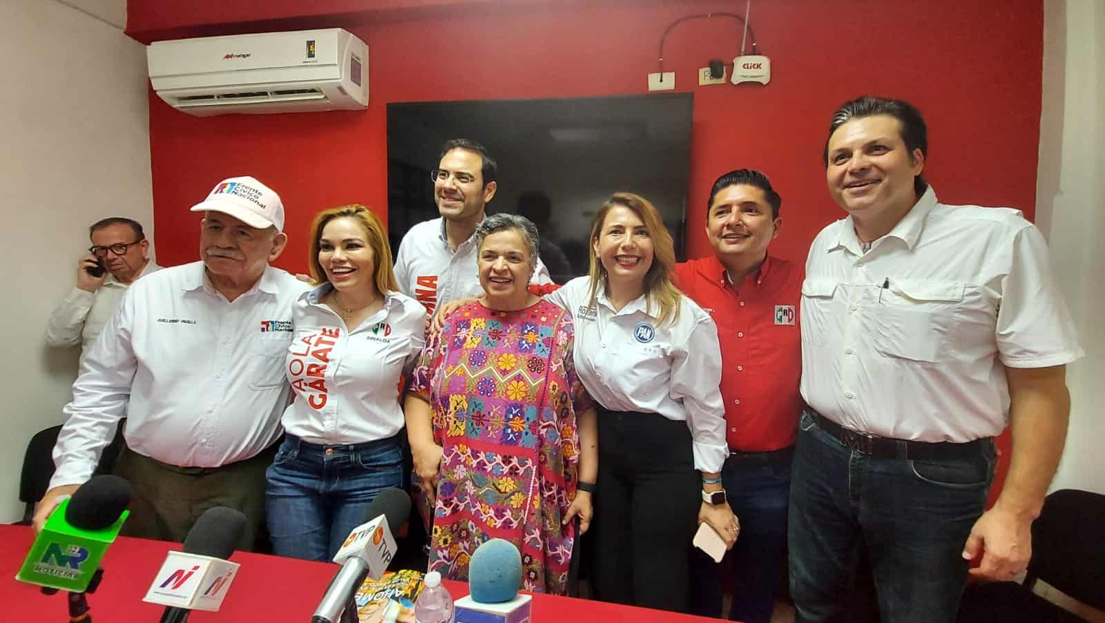 Beatriz Paredes: «No creo en esas personas que, porque se cambian de partido, creen que se purifican»
