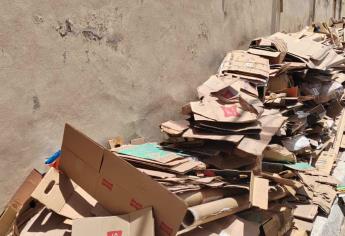 Alcalde de Ahome lamenta que comercios tomen la vía pública como «relleno sanitario»