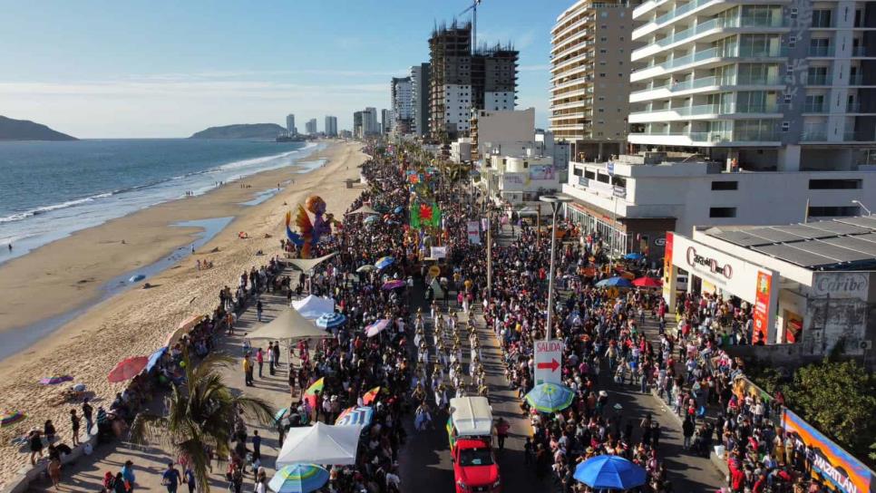 Líderes empresarios en Mazatlán celebran el crecimiento económico de Sinaloa Líderes empresarios en Mazatlán celebran el crecimiento económico de Sinaloa