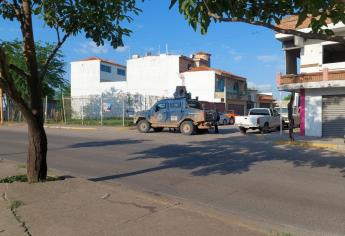 Militares arrestan a 3 civiles armados en operativo de la colonia Revolución en Culiacán