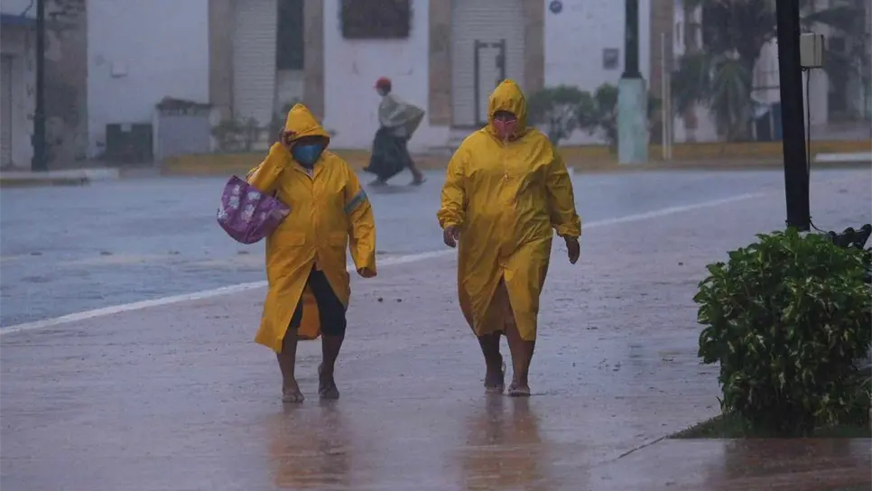Mochila de emergencia: conoce qué debes llevar en un huracán o desastre | VIDEO