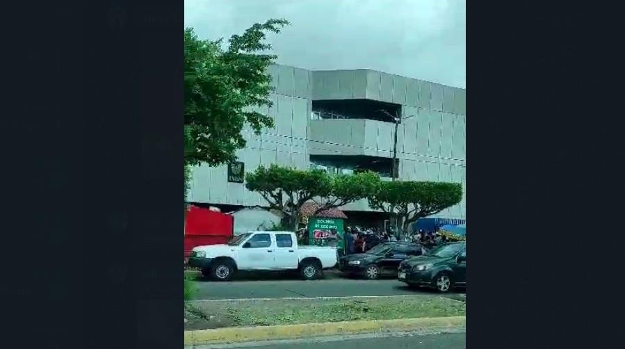 Evacuan clínica del IMSS en Los Mochis por precaución tras sismo