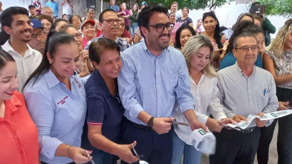 Inauguran pavimentación de dos calles en la colonia Heraclio Bernal, en Culiacán