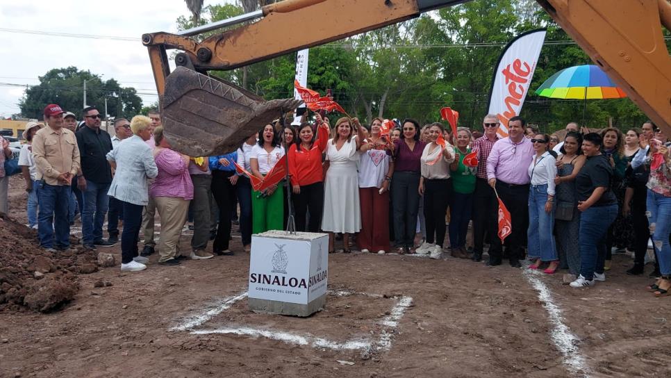 Colocan la primera piedra del Centro de Justicia para Mujeres en Ahome