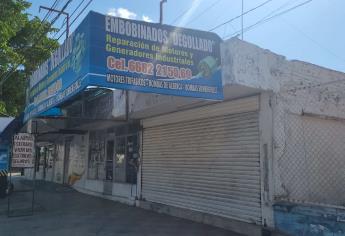 Adulto mayor apuñala a dos mecánicos en Los Mochis