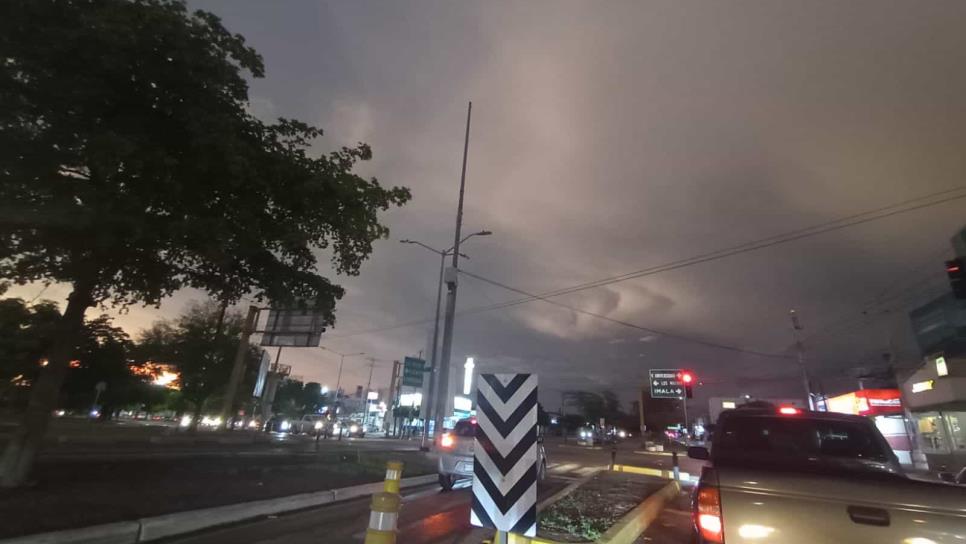 Se prevén lluvias en la zona norte de Sinaloa durante la tarde y noche de este viernes Se prevén lluvias en la zona norte de Sinaloa durante la tarde y noche de este viernes