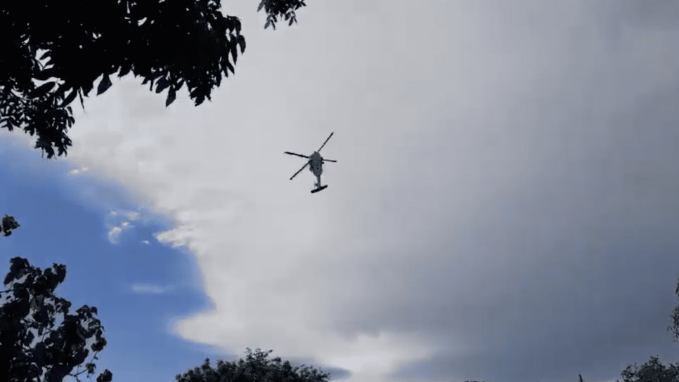 Sorprende a habitantes de El Carrizo sobrevuelo de helicóptero de la Guardia Nacional
