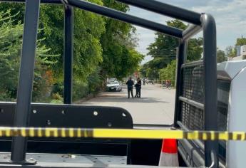 Encuentran a hombre muerto en Los Almendros, en Los Mochis