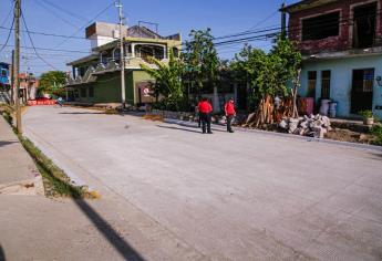 Entregan obra de pavimentación en la colonia Francisco Solís, en Mazatlán