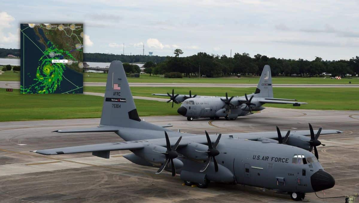 El avión entró al ojo del huracán.
