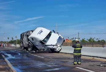 Con varias heridas resultó un trailero que se accidentó por la Maxipista cerca de Jacola