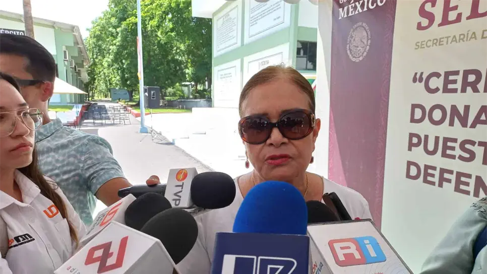 La fiscal atendiendo a los medios de comunicación. FOTO: Luz Noticias