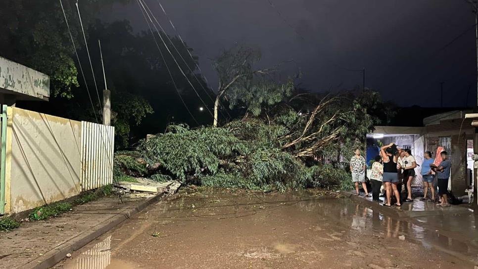 Tormenta en Culiacán deja sin luz a decenas de colonias 