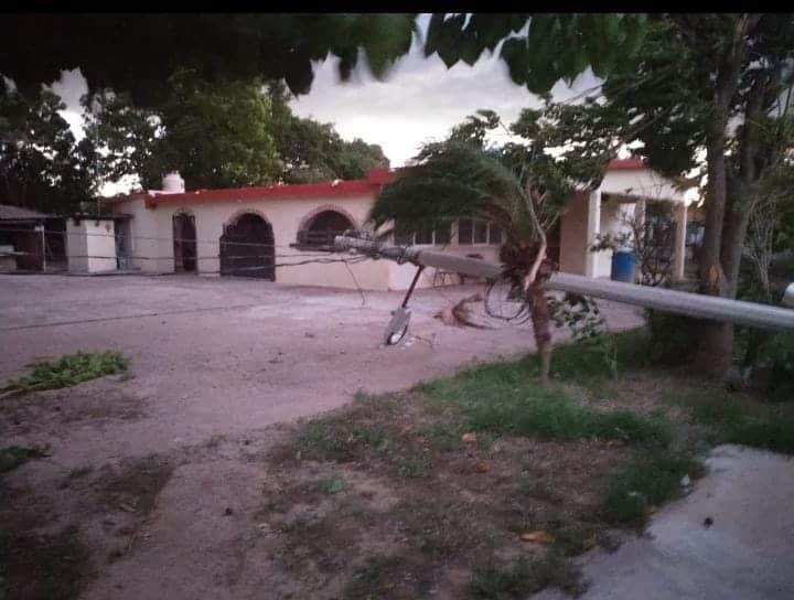 ¡Navolato a oscuras! Vecinos reportan que no hay luz en la mayor parte del municipio tras tormenta eléctrica