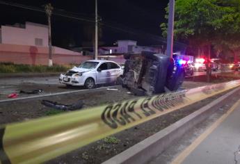 Un choque deja un muerto y una mujer herida por el sector Bugambilias en Culiacán