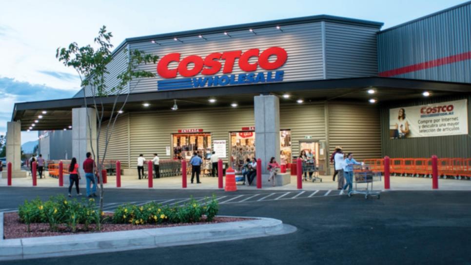 Nuevo negocio en Costco, cobran por apartar lugares en largas filas