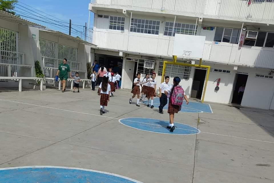 Por malas condiciones, cancelan clases en escuela Luis Donaldo Colosio en Mazatlán