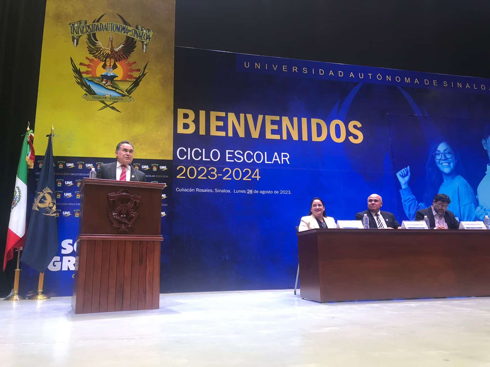 Rector de la UAS arranca el nuevo ciclo escolar 2023-2024