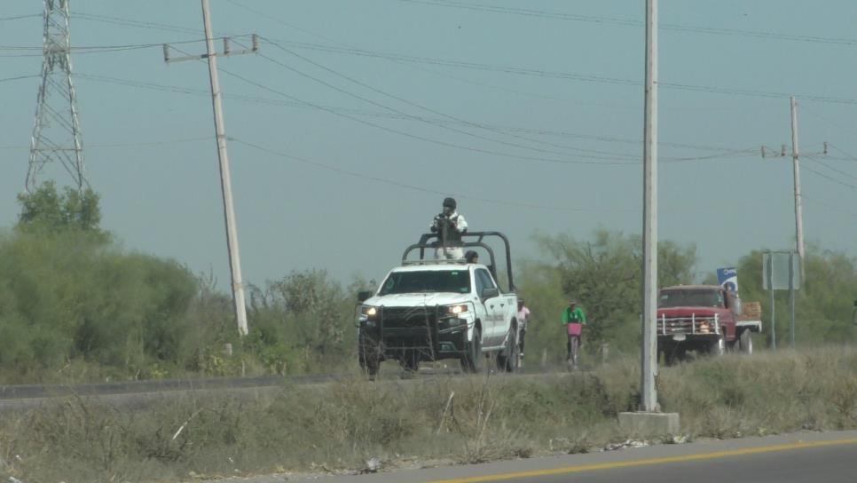 A mano armada asaltan y despojan camiones por la México 15 en Guasave