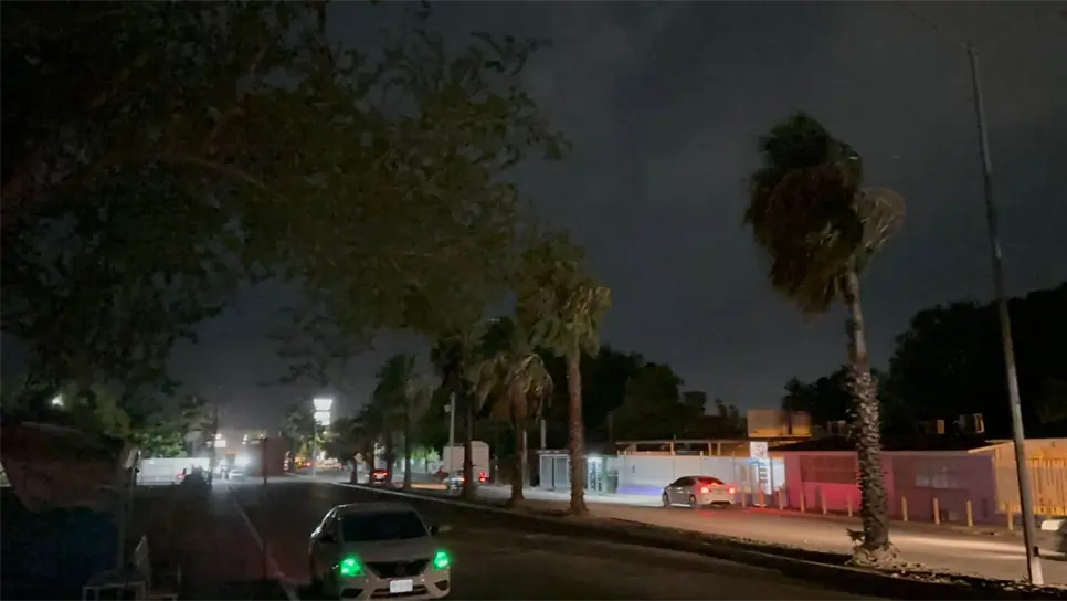 Genaro García Castro atendiendo a los medios de comunicación. FOTO: Luz Noticias