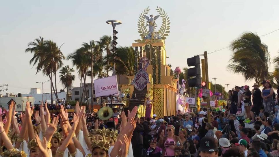 Alcalde desmiente convocatoria de chicas trans para reinas del Carnaval de Mazatlán