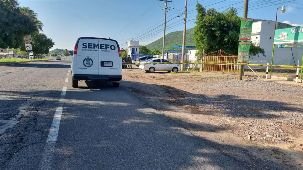 Los conductores de la zona identificaron el cuerpo. FOTO: Luz Noticias