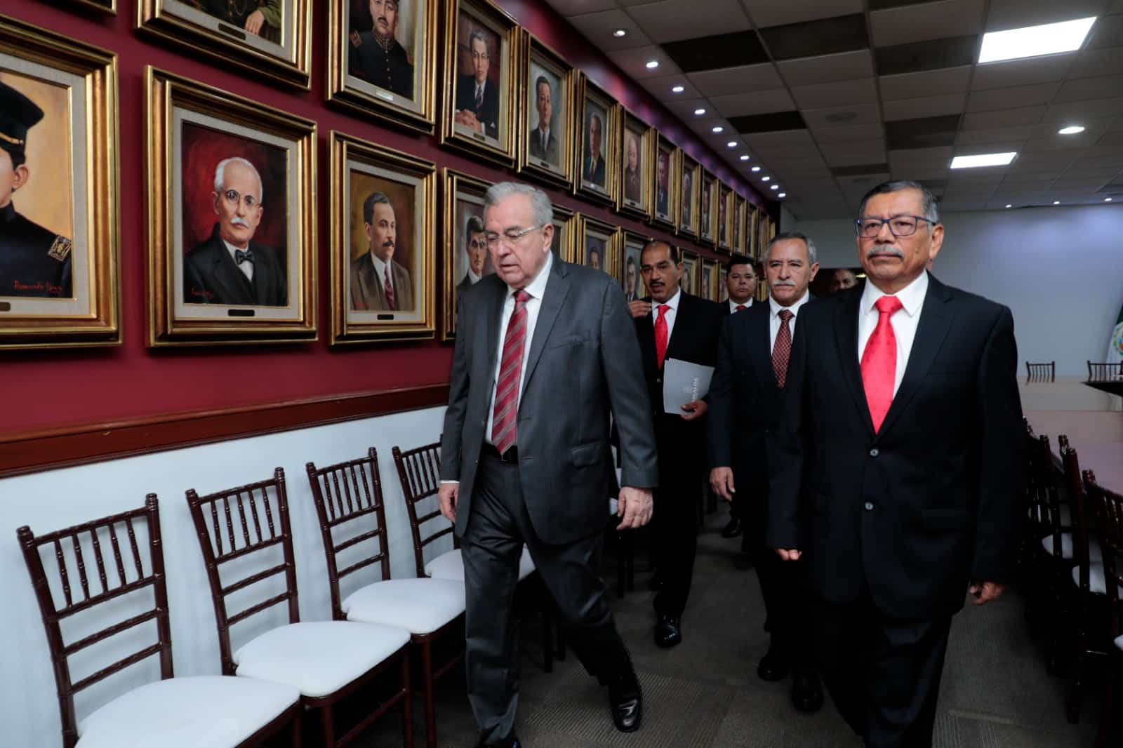 El nuevo titular de Seguridad Pública en Sinaloa rindió protesta este día. FOTO: Gobierno de Sinaloa.