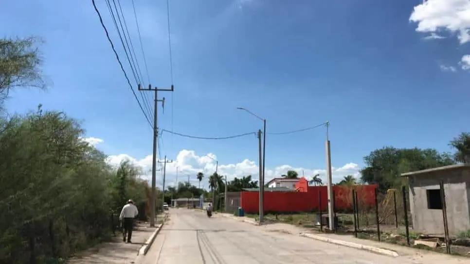 La CFE no tiene listas ni la mitad de las obras. FOTO: Cortesía