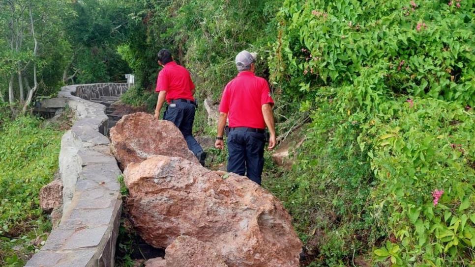 Cierran las puertas del faro de Mazatlán debido a un deslave