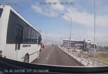 A patadas e insultos, chóferes de camión se pelean en Culiacán y pasajero interviene