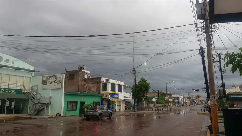 El pronóstico es tormentas de rápida formación en la zona centro de Sinaloa.