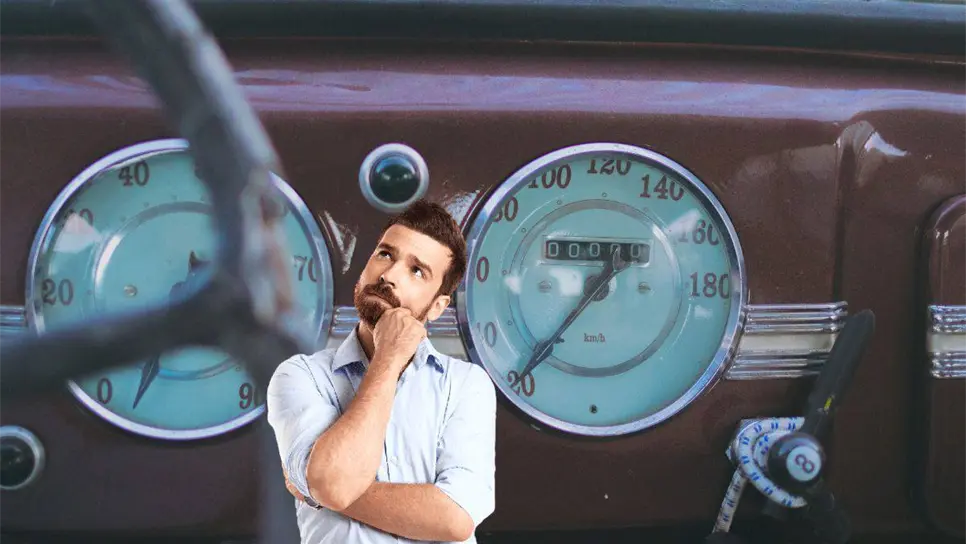 El kilometraje es uno de los primeros factores que debes tomar en cuenta. FOTO: Pexels