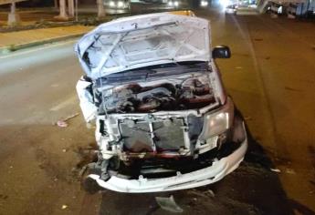 Conductor en estado de ebriedad provoca accidente en Mazatlán