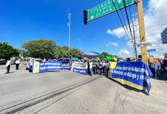 Trabajadores de UAS en Mazatlán toman la Ejercito Mexicano