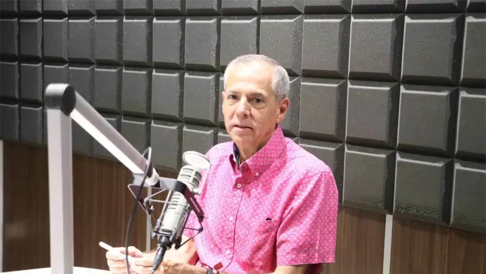 Gerardo Vargas en el estudio de Luz Noticias. FOTO: Luz Noticias