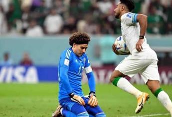 Guillermo Ochoa hace el oso y Uzbekistán empata ante México