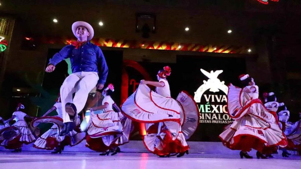 Música, bailes y comida gratis, así se vive la fiesta del Grito de Independencia en Culiacán