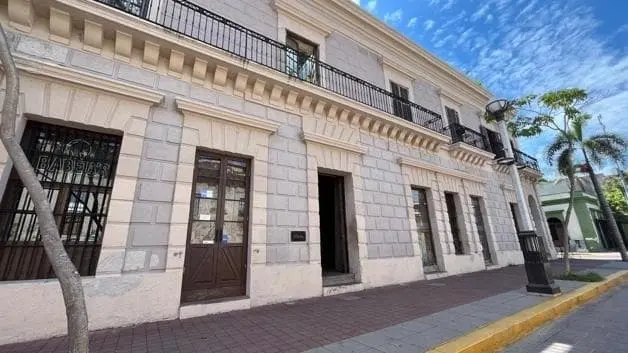 En el Centro Histórico de Mazatlán se degusta buena comida. FOTO: Tahiry Zambrano