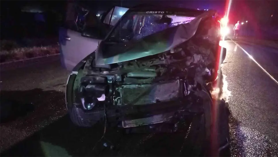 Así quedó una de las unidades que participó en el accidente. FOTO: Cortesía.