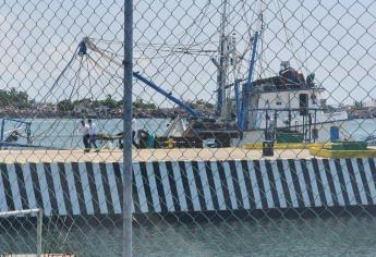 Muere pescador en Mazatlán al ser aplastado por el tangón del barco; apenas iba a salir a altamar