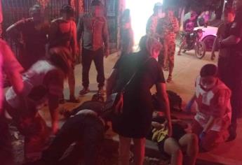 Pareja termina en el hospital tras derrapar en una motocicleta en Guasave