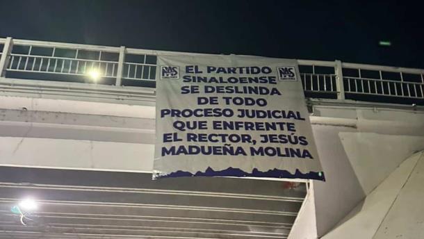 Rocha Moya niega estar involucrado en mantas en donde el PAS se deslinda del rector de la UAS 