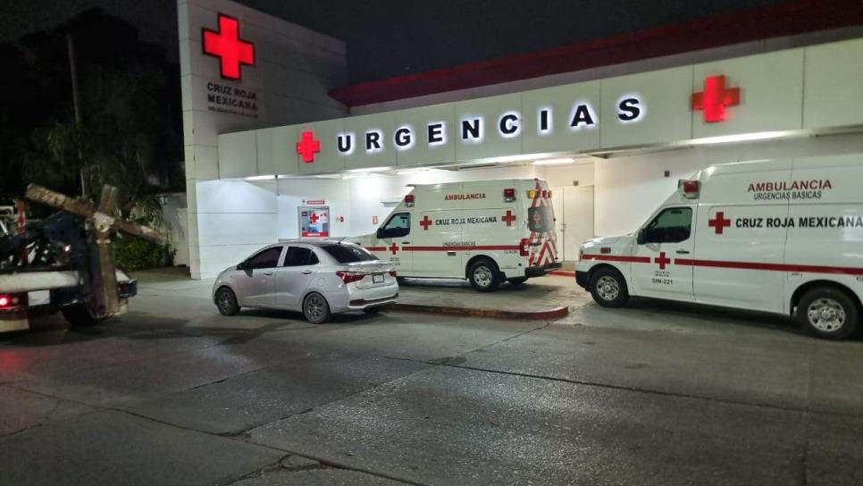 Llega joven herido de bala a la Cruz Roja de Culiacán durante la madrugada de este lunes