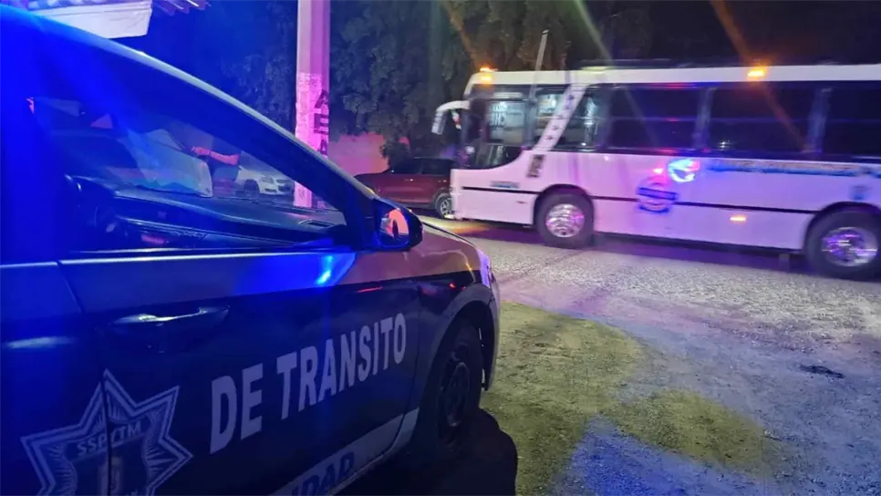 Autoridades acudieron al lugar a investigar. FOTO: Luis Ramírez.